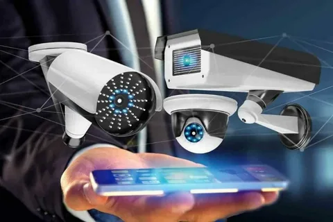 Təhlükəsizliyinizi Peşəkarlara Etibar Edin! Yüksək keyfiyyətli kamera sistemlərinin quraşdırılması və 24/7 kəsintisiz nəzarət həlləri.